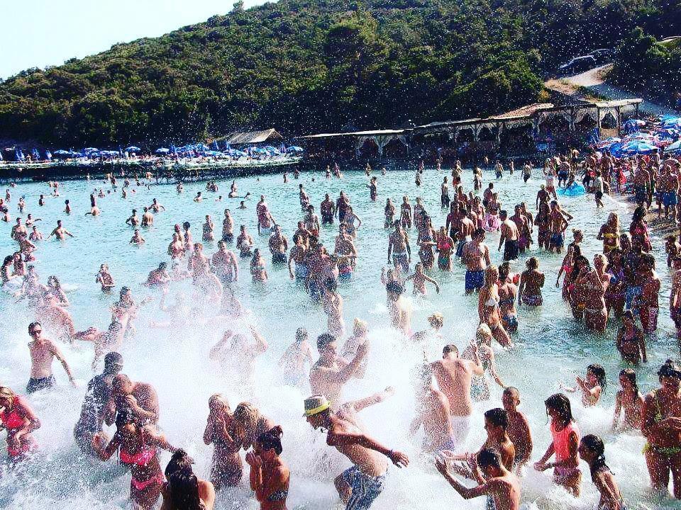Apartman Holiday Budva Bagian luar foto