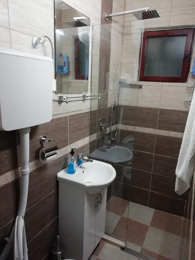 Apartman Holiday Budva Bagian luar foto
